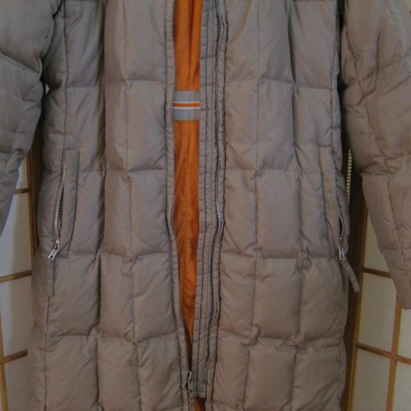 GAP Women's Quilted Long Puffer Parka Jacket, #54023, Size XS Small, Beige Tan - Picture 4 of 11